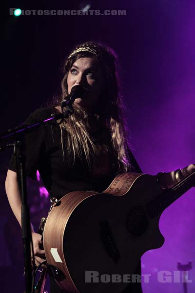 ANGUS AND JULIA STONE - 2011-05-01 - PARIS - Le Trianon - 